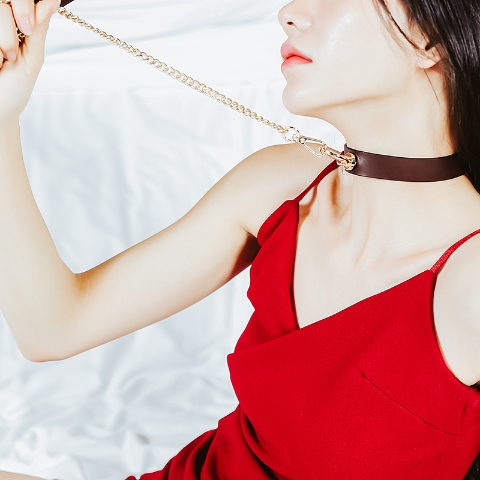 Dark Embrace 8 Pieces Essentials Set - Image 4